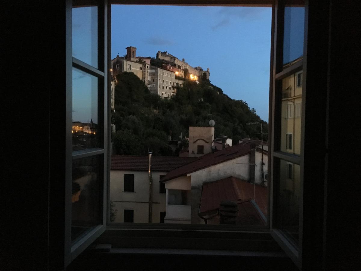 Ostello Palazzo Nizza Масса Екстер'єр фото